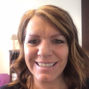 Meet your Posher, Angie